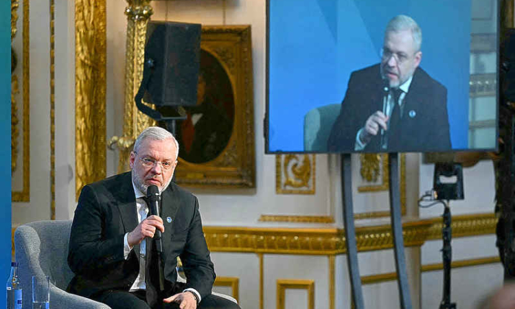 Ukraine government moves to quell  $100 mln energy corruption scandal